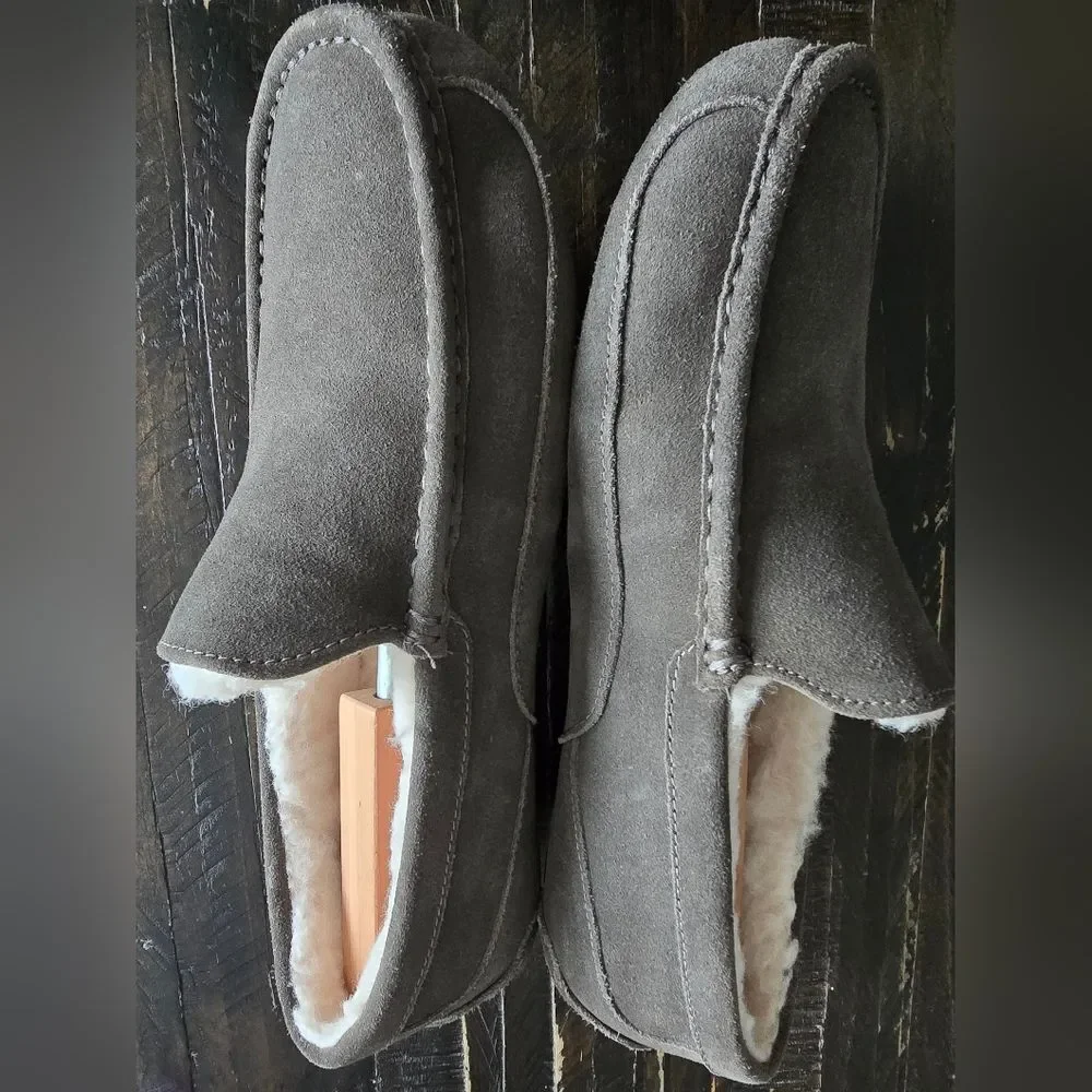 UGG Men's Ascot Suede Leather Lined Gray Slippers Shoes Size 12